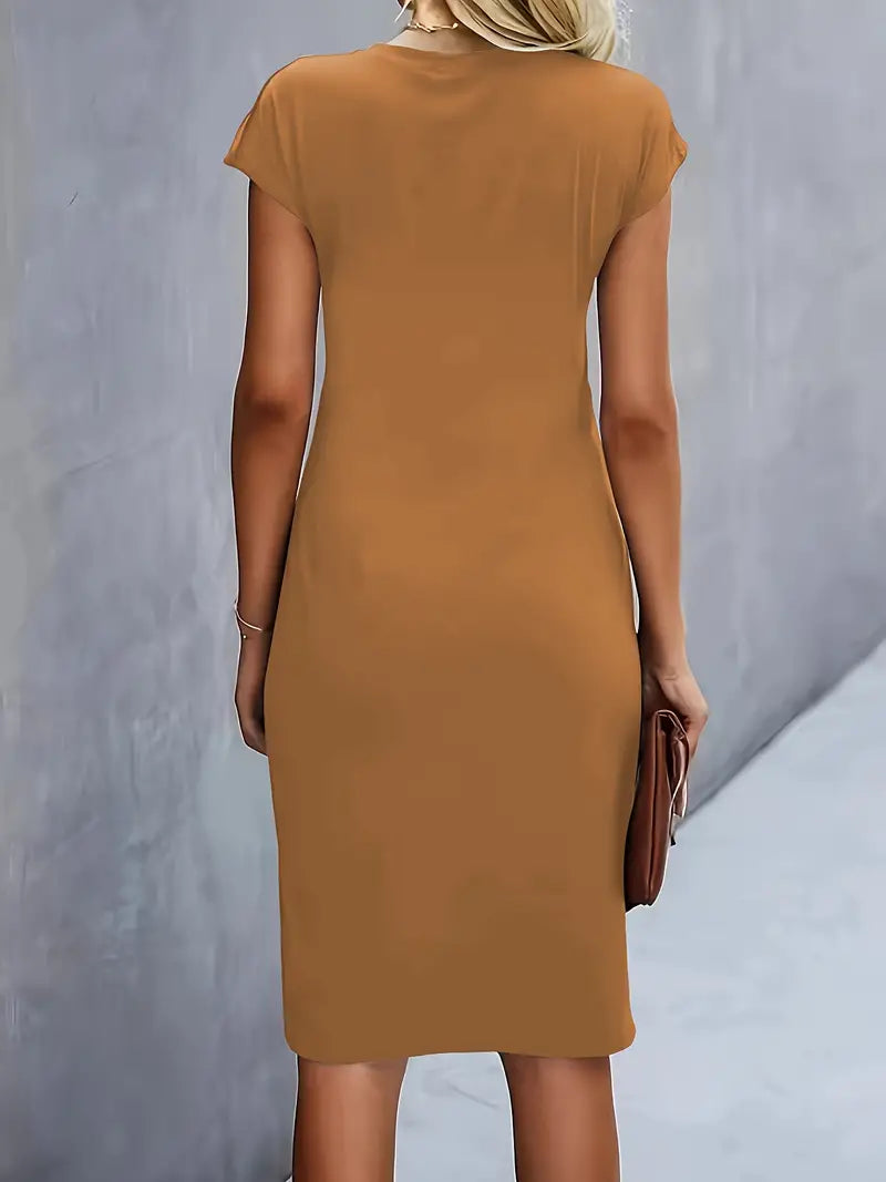 Livia – Timeless Midi Dress with a Flattering Silhouette