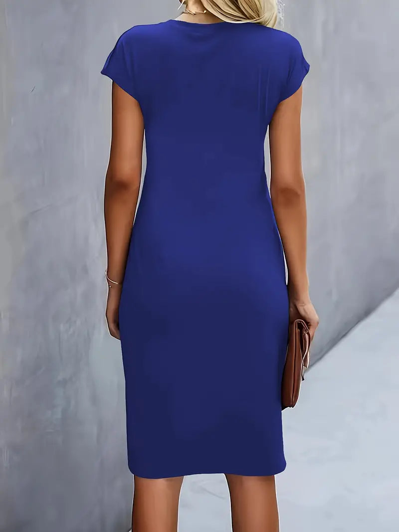 Livia – Timeless Midi Dress with a Flattering Silhouette