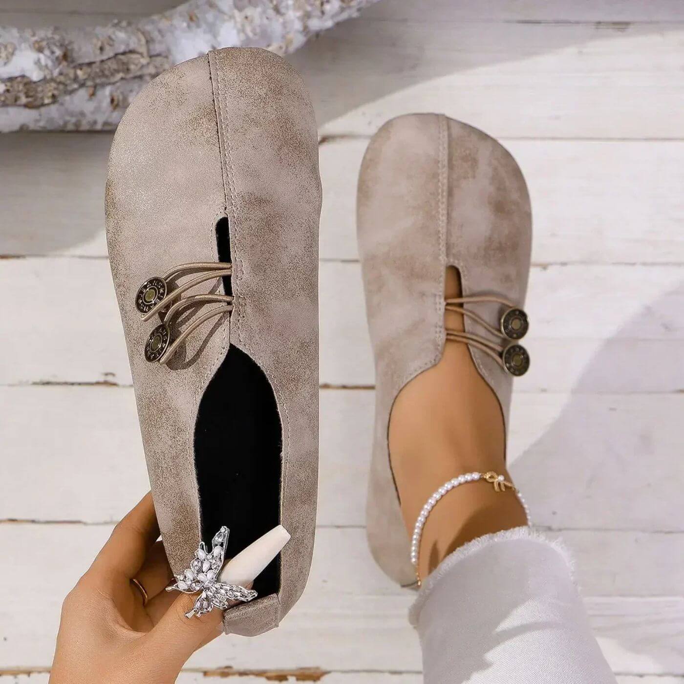 Laluna® | Soft and flexible orthopedic shoes
