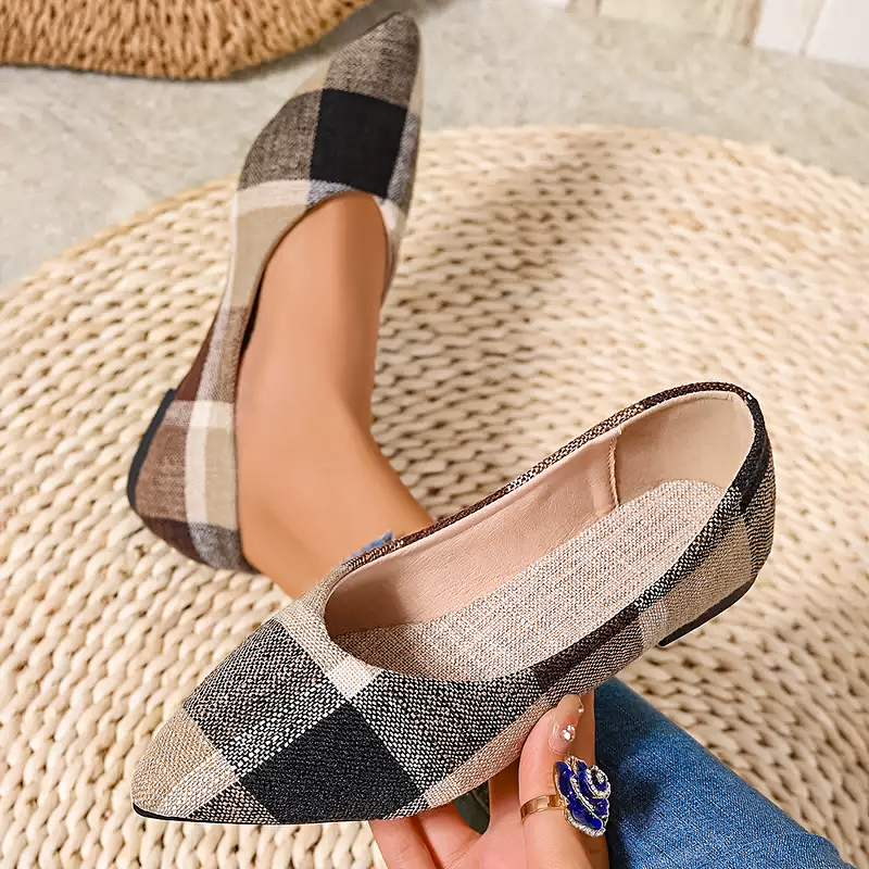 CLARA™ Everyday Flats
