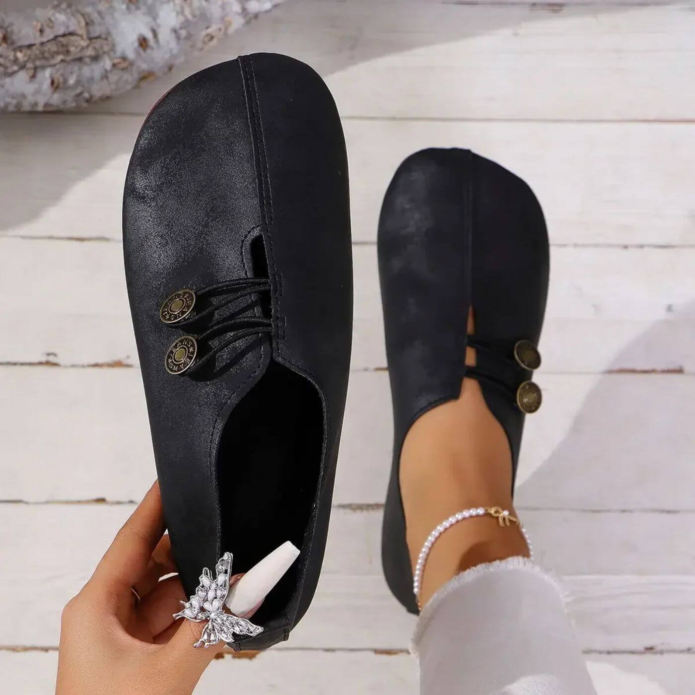 Laluna® | Soft and flexible orthopedic shoes