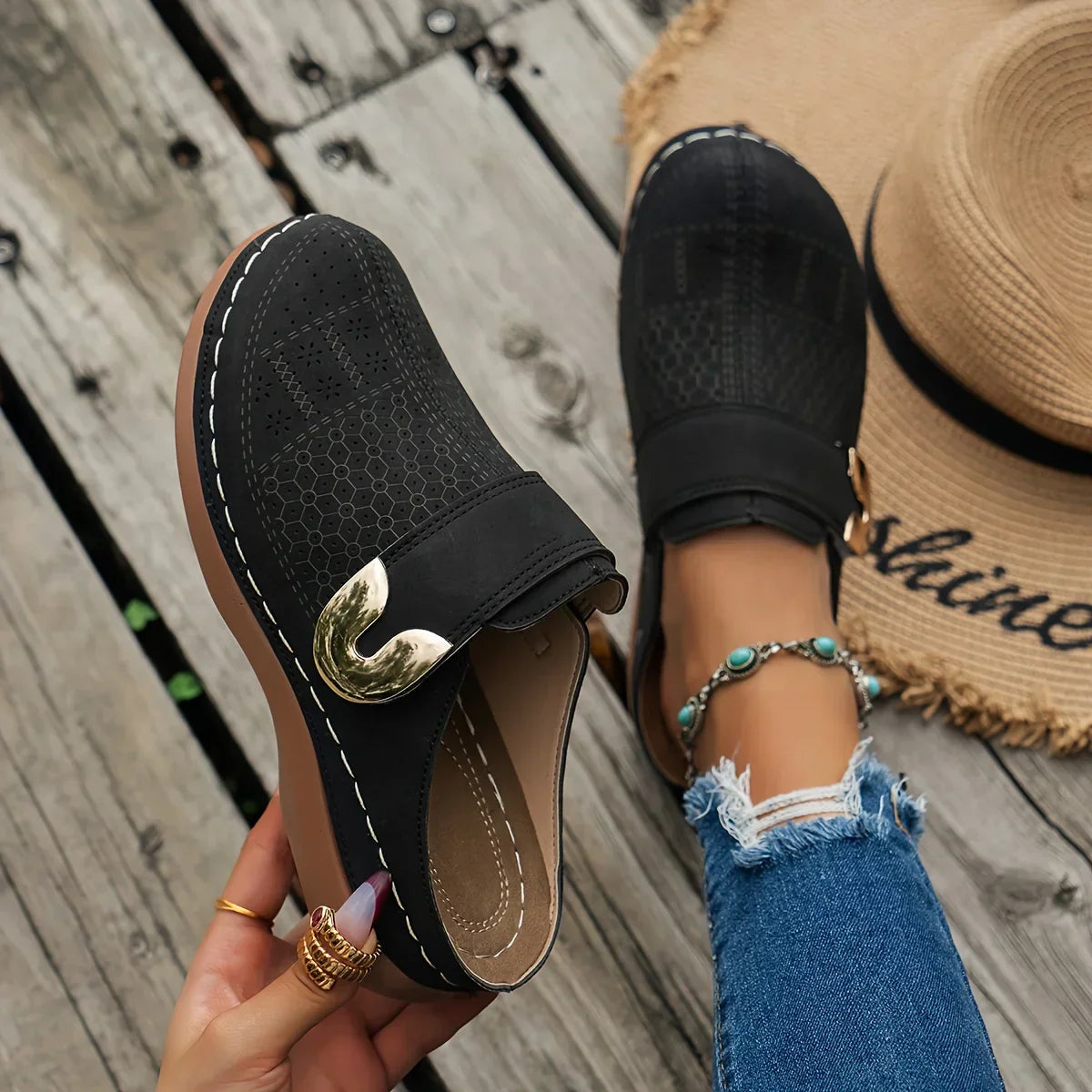Caprielle Chic Supportive Wedge Sandals