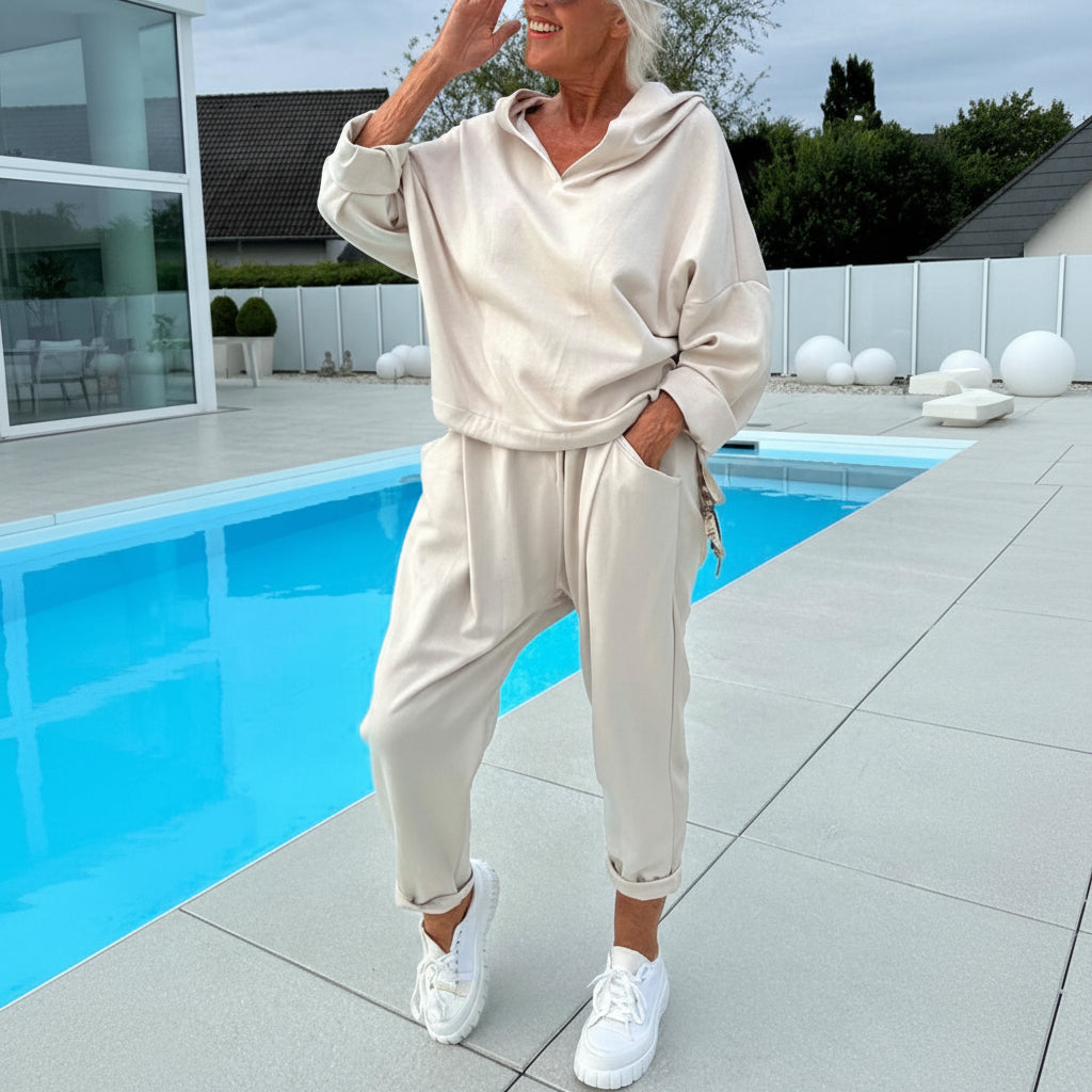 Women's Two-Piece Solid Color Hooded Sweatshirt Set